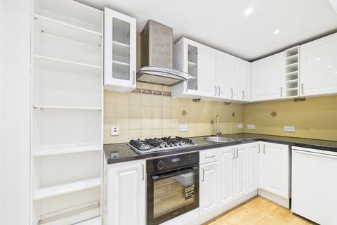 1 bedroom apartment to rent, Kings Road, Surrey
