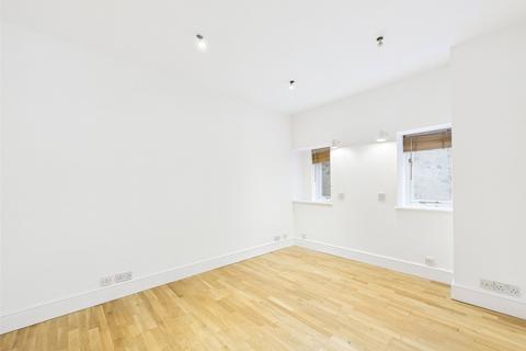 1 bedroom apartment to rent, Kings Road, Surrey