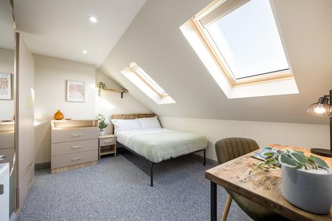7 bedroom semi-detached house to rent, 25, Norreys Road OX11