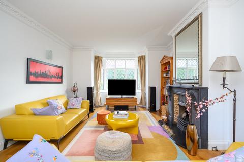 undefined, Kings Road, Walton-on-Thames, KT12
