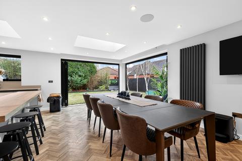 undefined, Milton Road, Broughton, Milton Keynes, MK10