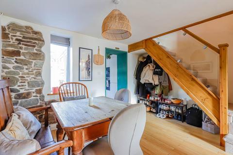 2 bedroom terraced house for sale, Railway Terrace, Pontypridd