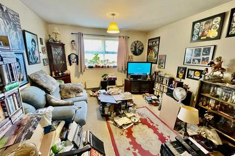 undefined, Alred Court, Bradford, West Yorkshire, BD4