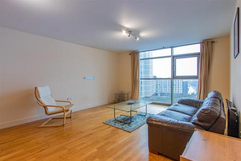 2 bedroom apartment to rent, Altolusso, Cardiff CF10
