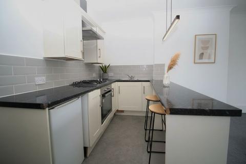 2 bedroom flat for sale, Old Shoreham Road, Brighton, BN1