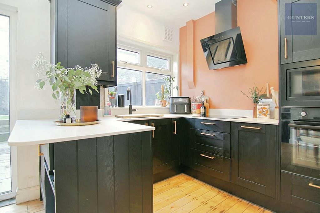 Kitchen / dinning