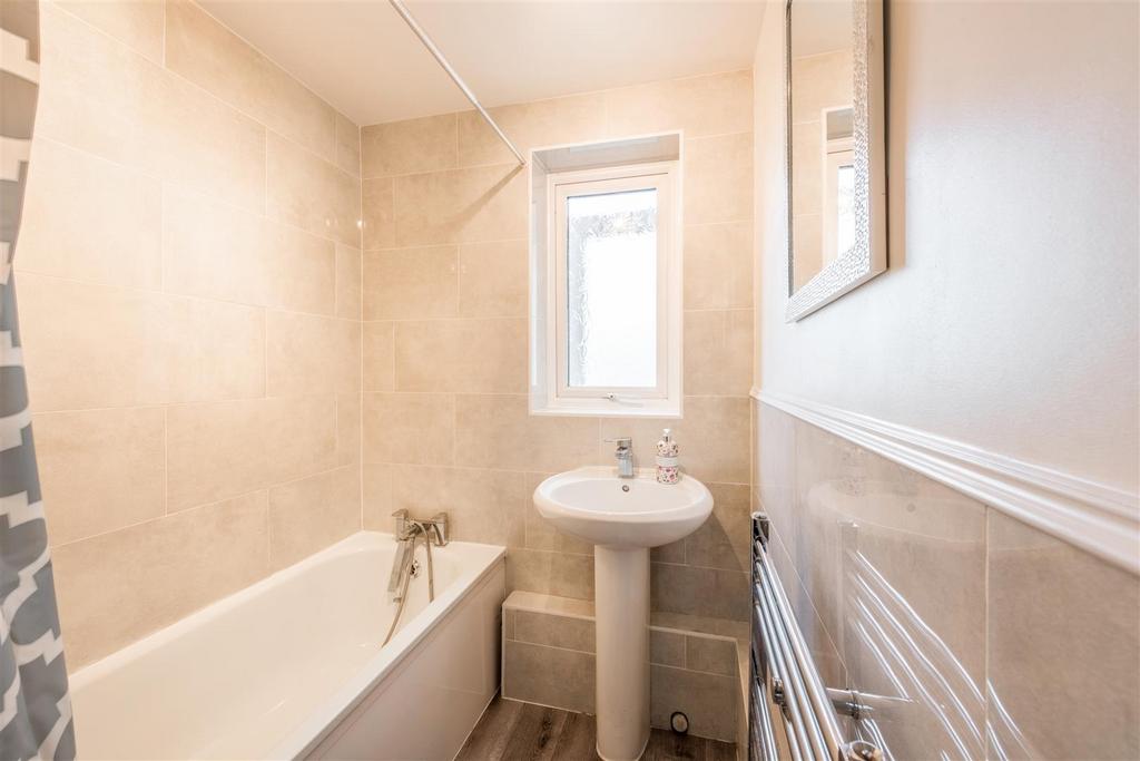 45 Broomfield Drive-21.jpg