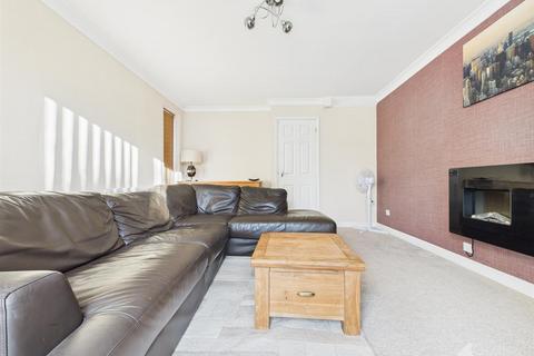 undefined, Parishes Mead, Poplars, Stevenage SG2