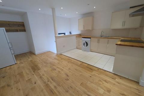 undefined, Mill Hill Road, Cowes, Isle of Wight