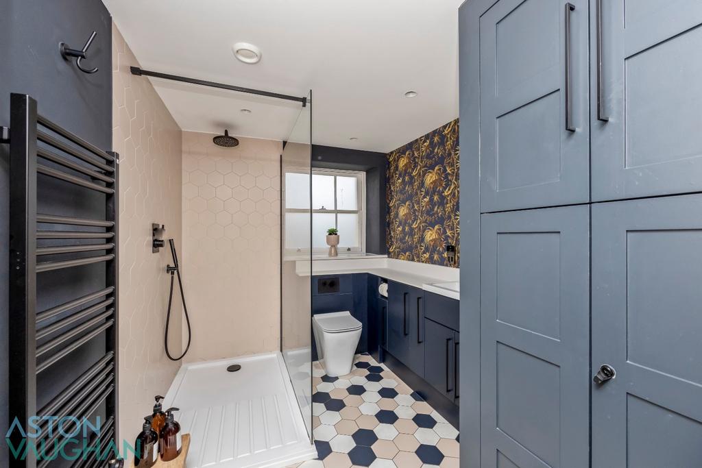 Apartment in East Sussex - View 3