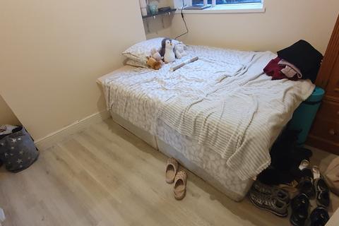 undefined, Flat 1, 13 Pen Y Lan Road