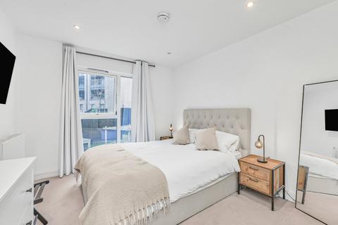 2 bedroom flat for sale, Fairbourne Road, Clapham, London, SW4