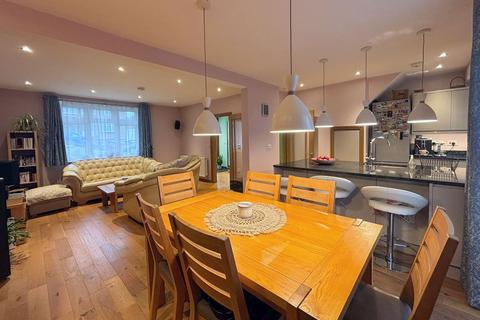 3 bedroom semi-detached house for sale, Dunstable Close, Harold Hill RM3