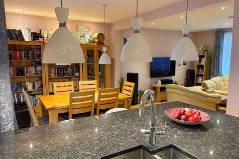 3 bedroom semi-detached house for sale, Dunstable Close, Harold Hill RM3