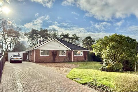 4 bedroom bungalow for sale, Webbs Close, Ashley Heath, BH24 2EP