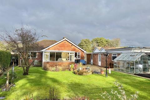 4 bedroom bungalow for sale, Webbs Close, Ashley Heath, BH24 2EP