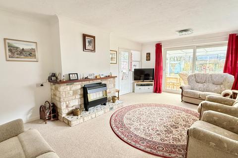 4 bedroom bungalow for sale, Webbs Close, Ashley Heath, BH24 2EP