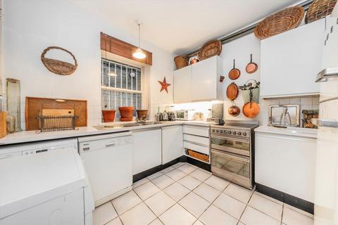 2 bedroom flat for sale, Tregunter Road, London SW10