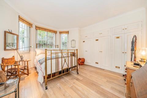 2 bedroom flat for sale, Tregunter Road, London SW10