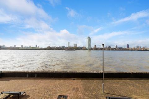 2 bedroom flat to rent, Homer Drive, London E14