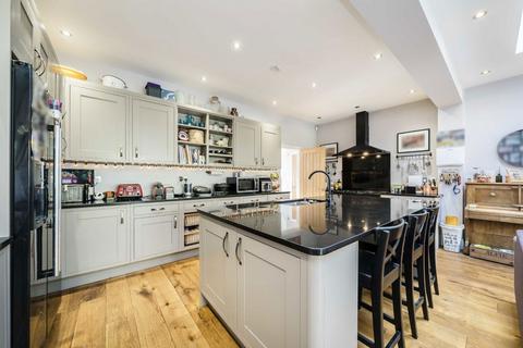 4 bedroom semi-detached house for sale, Wise Lane, London NW7