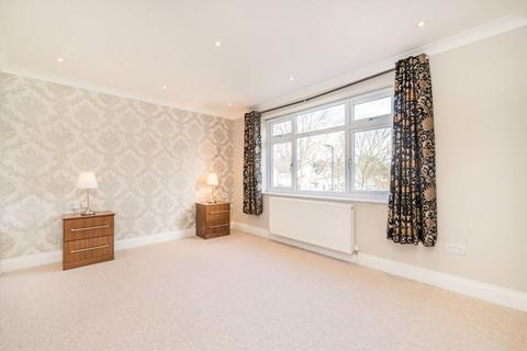 undefined, Lilac Gardens, LONDON W5