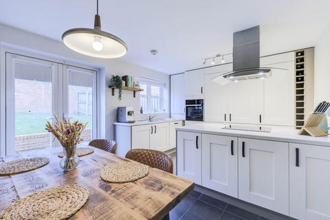 undefined, Cherry Tree Fold, Farsley, Pudsey, West Yorkshire, LS28