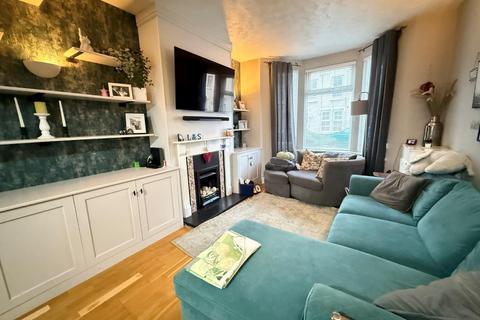 3 bedroom terraced house for sale, Euston Road, Northampton NN4