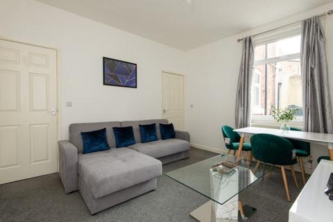 4 bedroom terraced house for sale, Surtees Street, Darlington DL3