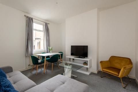 4 bedroom terraced house for sale, Surtees Street, Darlington DL3