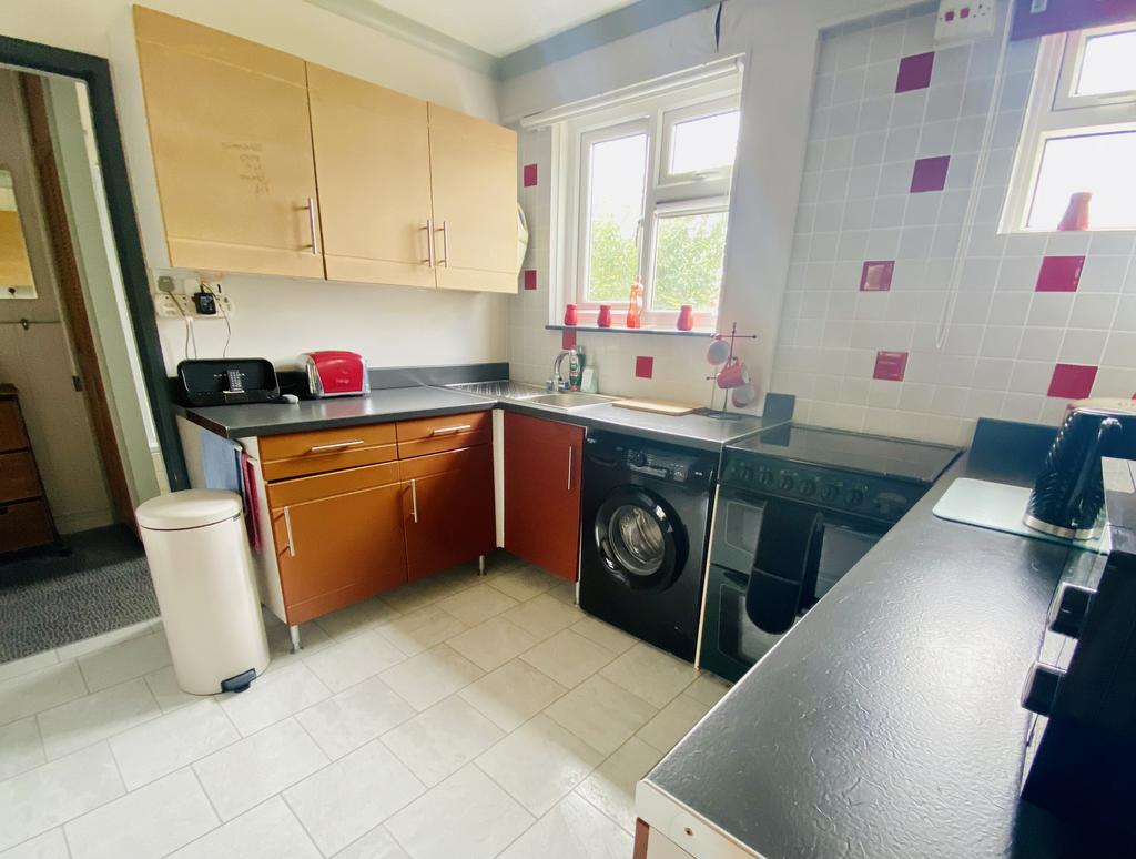 Gort kitchen 2