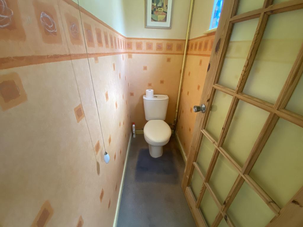 Toiler gort road