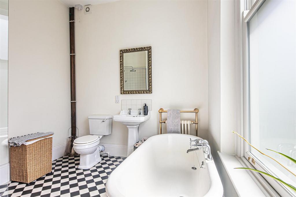 Bathroom2