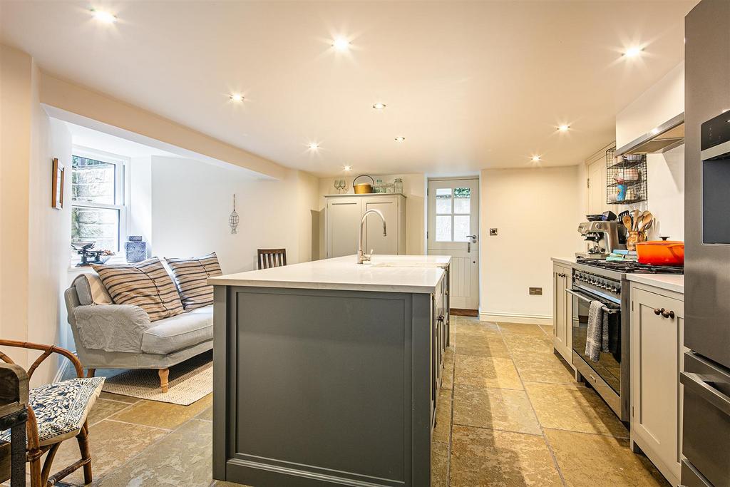 Kitchen2