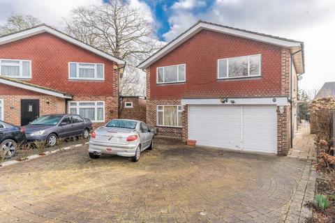 undefined, Arden Mhor, Pinner, HA5