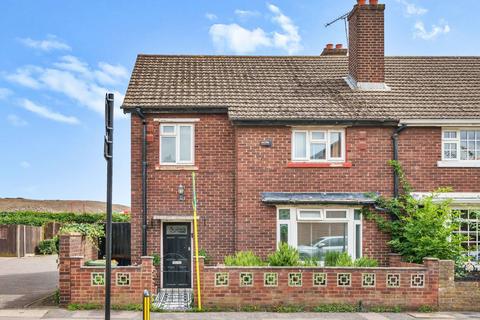 undefined, Mill Road, Silvertown, London, E16