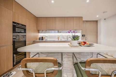 2 bedroom flat to rent, 10 Park Drive, Canary Wharf, E14