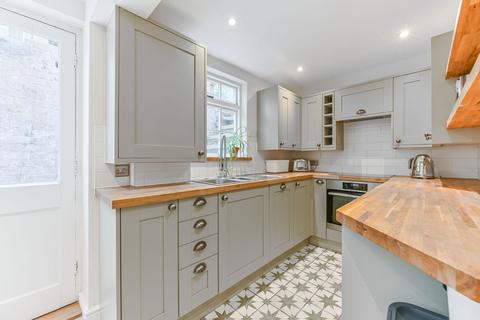 1 bedroom flat for sale, Gipsy Hill, London, SE19