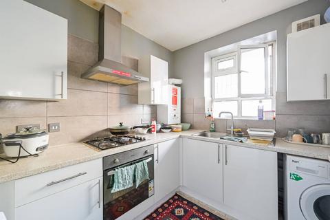 2 bedroom flat for sale, Talwin Street, London E3
