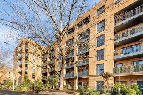 Kingston Road, New Malden, KT3