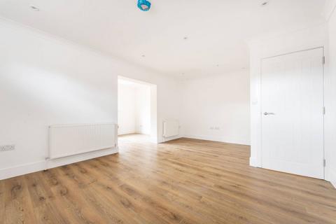 5 bedroom terraced house to rent, Esmeralda Road, Bermondsey, London, SE1