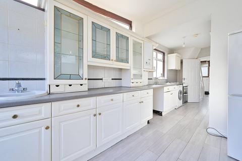 4 bedroom end of terrace house to rent, Southdown Crescent, Harrow, HA2