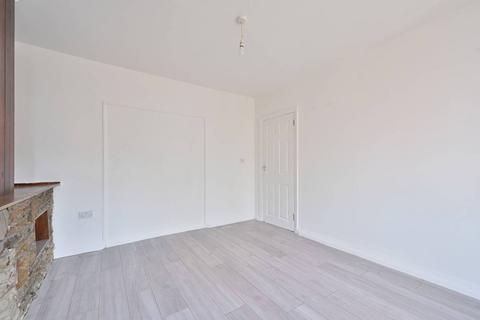 undefined, Southdown Crescent, Harrow, HA2