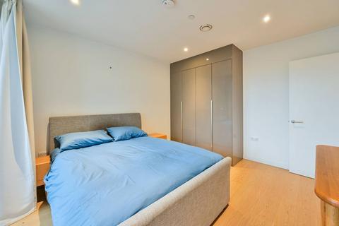 1 bedroom flat to rent, Sayer Street, Elephant and Castle, London, SE17
