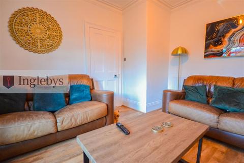 undefined, Seymour Hill Terrace, Loftus