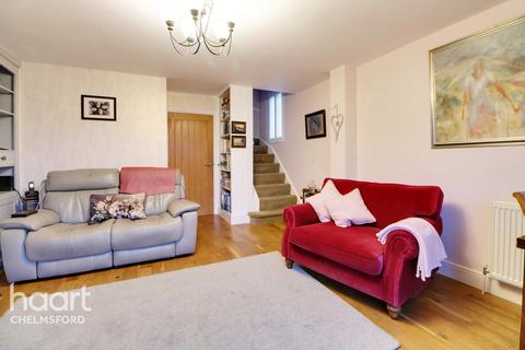 2 bedroom end of terrace house for sale, Burnham Road, Chelmsford