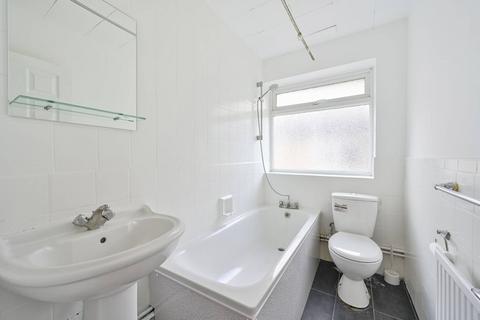 undefined, London Road, Morden, SM4