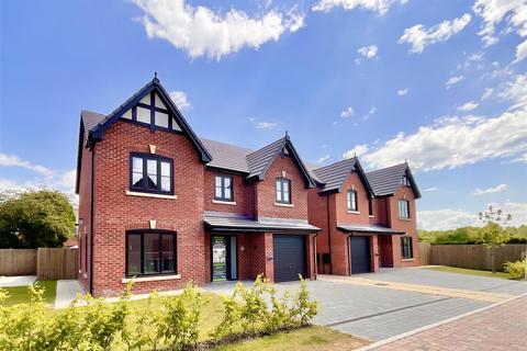 4 bedroom detached house for sale, Alderwood Gardens, Aston, Nantwich