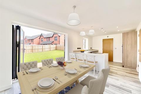 4 bedroom detached house for sale, Alderwood Gardens, Aston, Nantwich