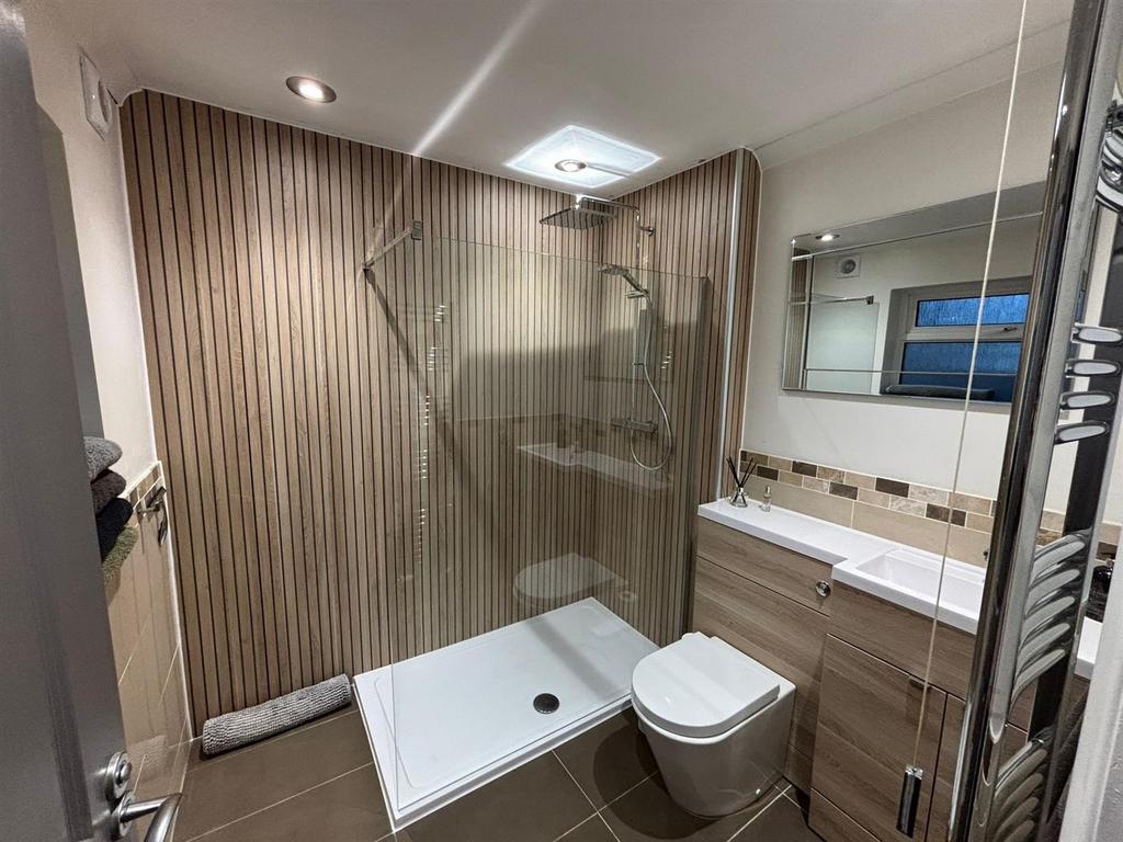 New bathroom.jpg